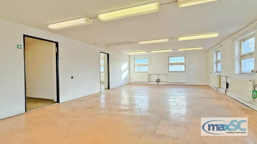 Pronájem skladu, Moravany, 533 m2