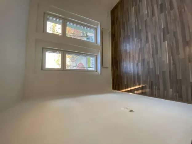 Pronájem bytu 1+kk, Praha - Vysočany, Freyova, 20 m2