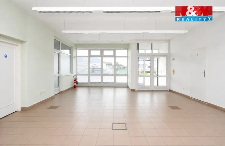 Prodej kanceláře, Hradec Králové - Slezské Předměstí, Vážní, 290 m2