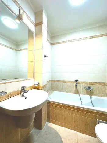 Prodej bytu 2+kk, Praha, 56 m2