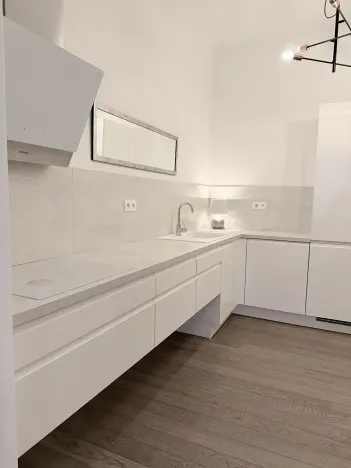Pronájem bytu 2+1, Praha - Nové Město, Opletalova, 80 m2