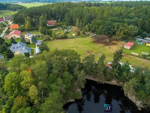 Prodej komerčního pozemku, Mukařov, 5830 m2