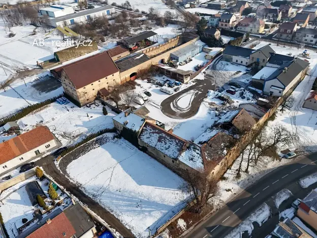 Prodej komerčního pozemku, Zabrušany, 3781 m2