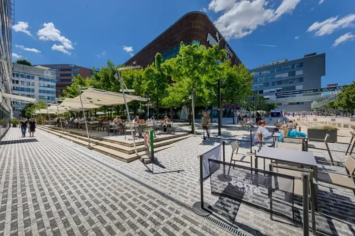 Pronájem kanceláře, Praha - Michle, Vyskočilova, 500 m2