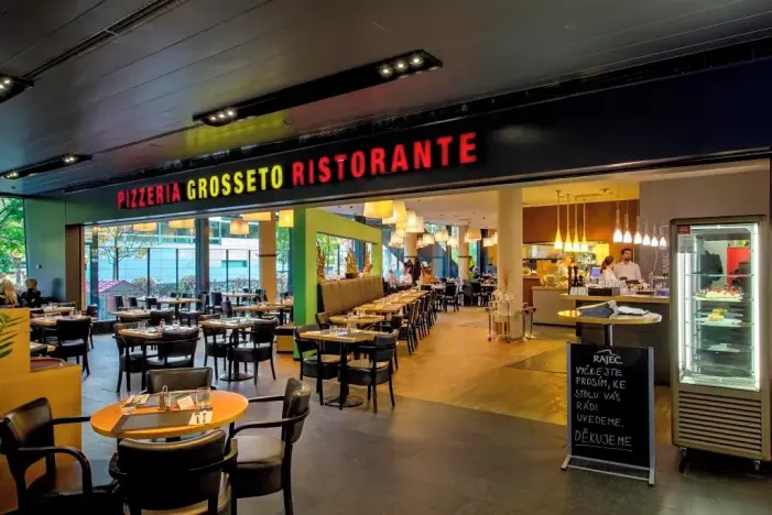 Pronájem kanceláře, Praha - Michle, Za Brumlovkou, 599 m2