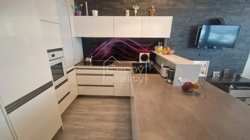 Pronájem bytu 3+kk, Pardubice, Dašická, 81 m2