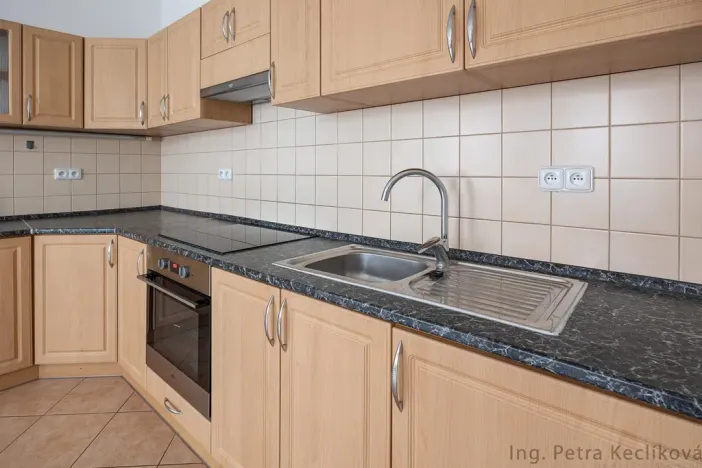 Pronájem bytu 2+kk, Brno - Líšeň, Štítného, 56 m2