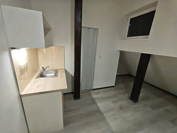 Pronájem bytu 1+kk, Praha - Hlubočepy, Na Zlíchově, 20 m2