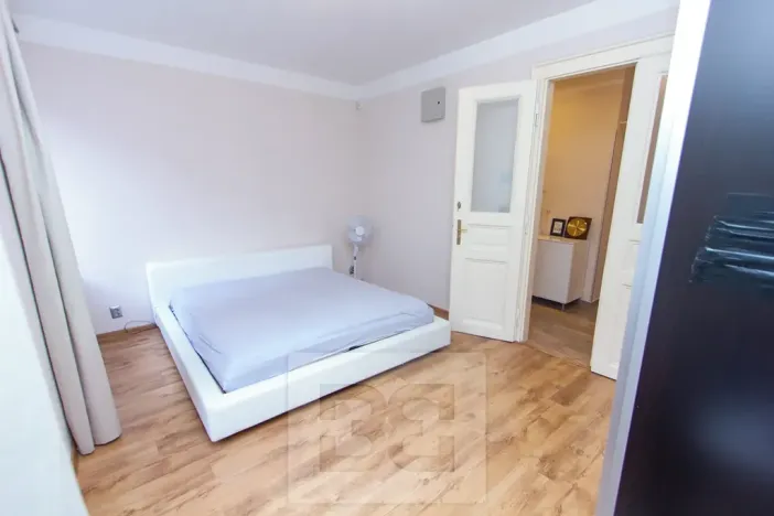 Pronájem bytu 4+kk, Praha - Vinohrady, Bělehradská, 107 m2