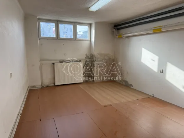 Pronájem obchodního prostoru, Nový Jičín, U Grasmanky, 28 m2