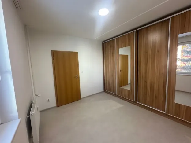 Pronájem bytu 3+1, České Budějovice - České Budějovice 2, M. Chlajna, 82 m2