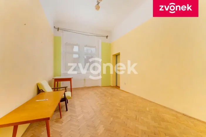 Prodej obchodního prostoru, Uherský Brod, 700 m2