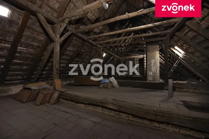 Prodej obchodního prostoru, Uherský Brod, 700 m2