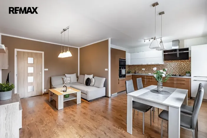 Prodej bytu 3+kk, Praha - Prosek, Jablonecká, 75 m2