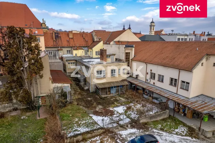 Prodej vily, Uherský Brod, Masarykovo nám., 700 m2