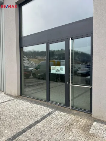 Pronájem obchodního prostoru, Praha - Smíchov, Šiklové, 110 m2