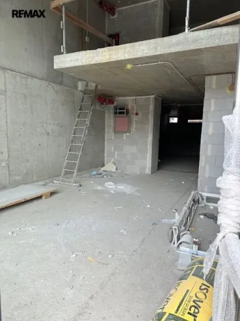 Pronájem obchodního prostoru, Praha - Smíchov, Šiklové, 110 m2