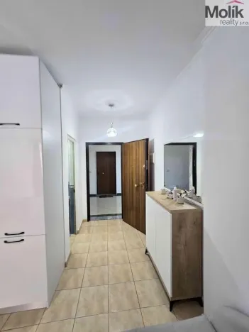 Prodej bytu 2+kk, Drač, 60 m2