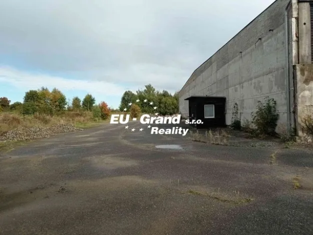 Pronájem skladu, Krásná Lípa, 3100 m2