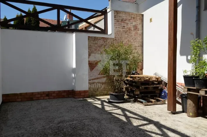 Prodej rodinného domu, Olomouc - Nemilany, 350 m2