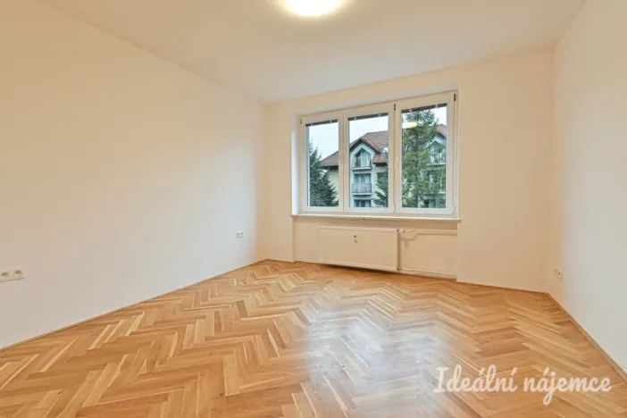 Pronájem bytu 2+1, Brno, Lomená, 52 m2