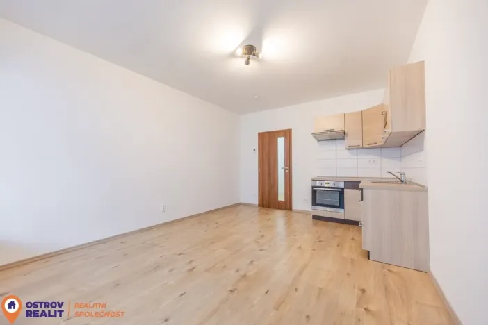 Pronájem bytu 1+kk, Olomouc, Tovární, 28 m2