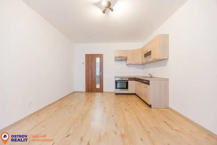 Pronájem bytu 1+kk, Olomouc, Tovární, 28 m2