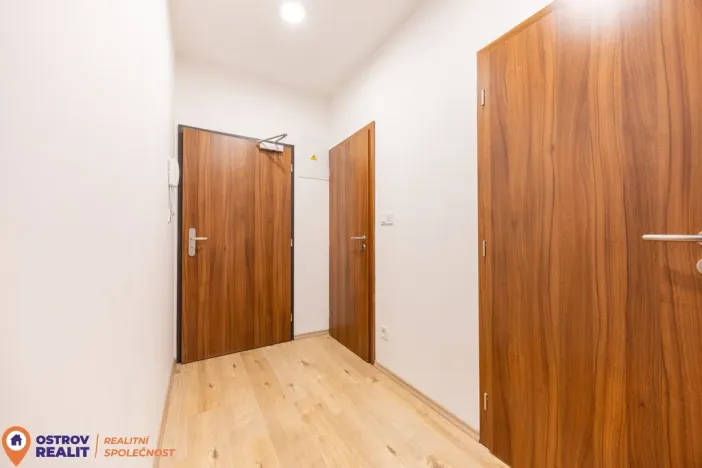 Pronájem bytu 1+kk, Olomouc, Tovární, 28 m2