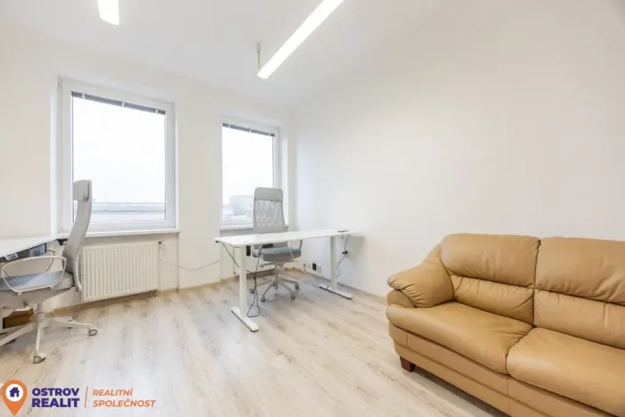 Pronájem kanceláře, Olomouc, Tovární, 14 m2