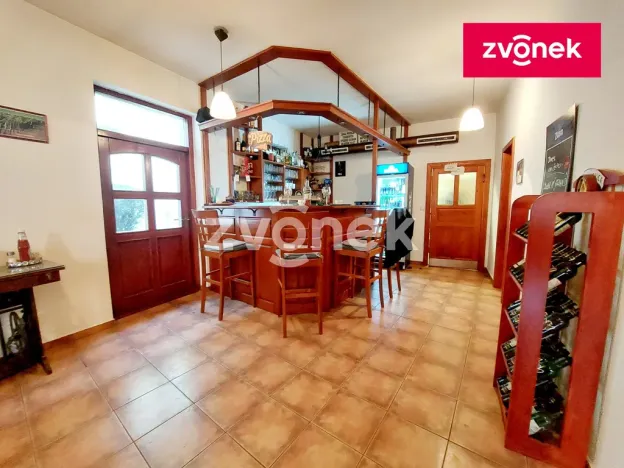 Pronájem restaurace, Vlčnov, 500 m2