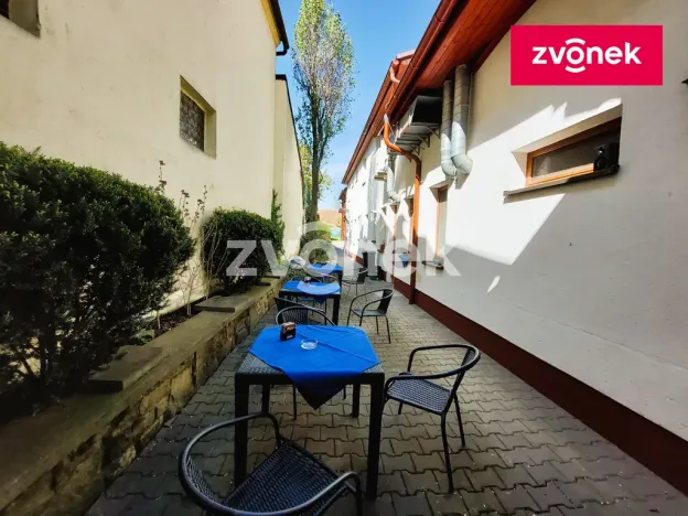 Pronájem restaurace, Vlčnov, 500 m2