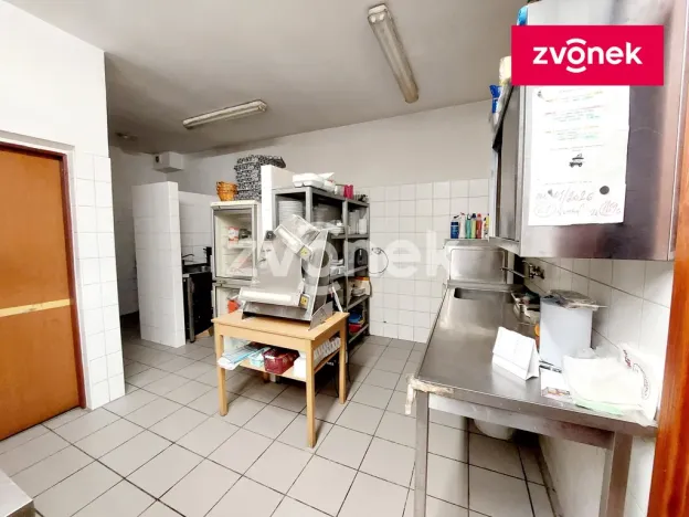 Pronájem restaurace, Vlčnov, 500 m2