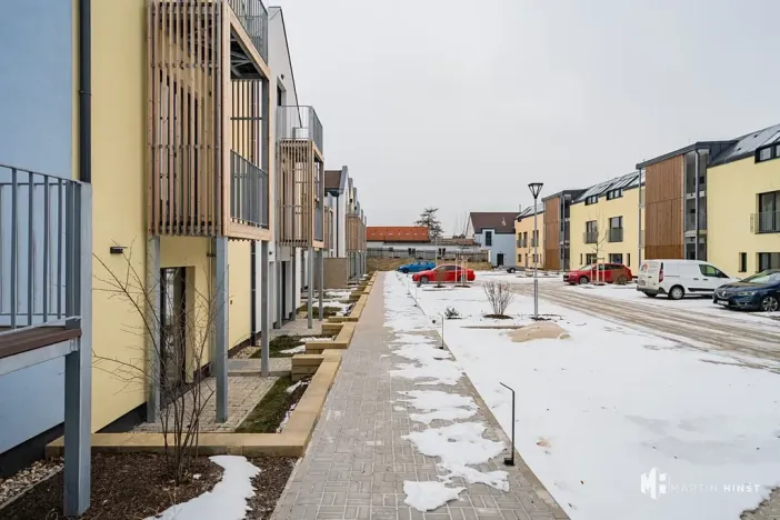 Prodej podílu bytu 3+kk, Přezletice, Zahradní, 148 m2