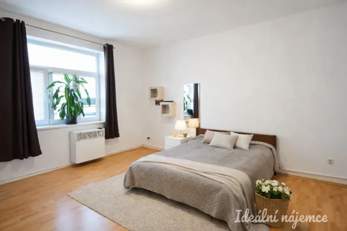 Pronájem bytu 1+1, Brno - Královo Pole, Bulharská, 40 m2