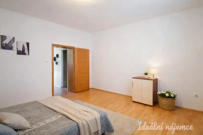 Pronájem bytu 1+1, Brno - Královo Pole, Bulharská, 40 m2