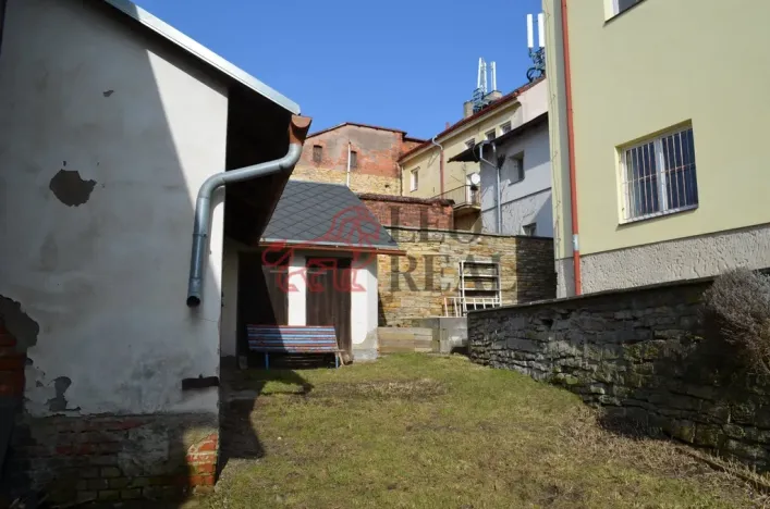 Prodej činžovního domu, Česká Skalice, Husovo náměstí, 467 m2