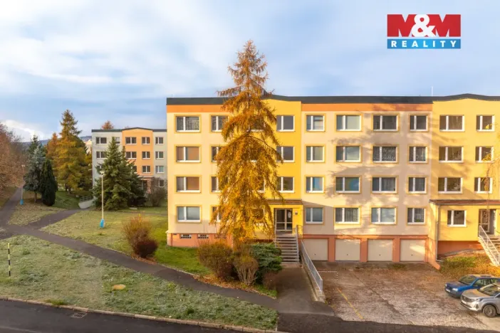 Prodej atypického bytu, Teplice - Trnovany, 83 m2