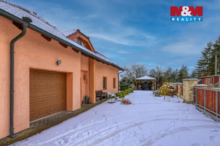 Prodej rodinného domu, Kvíčovice, 249 m2