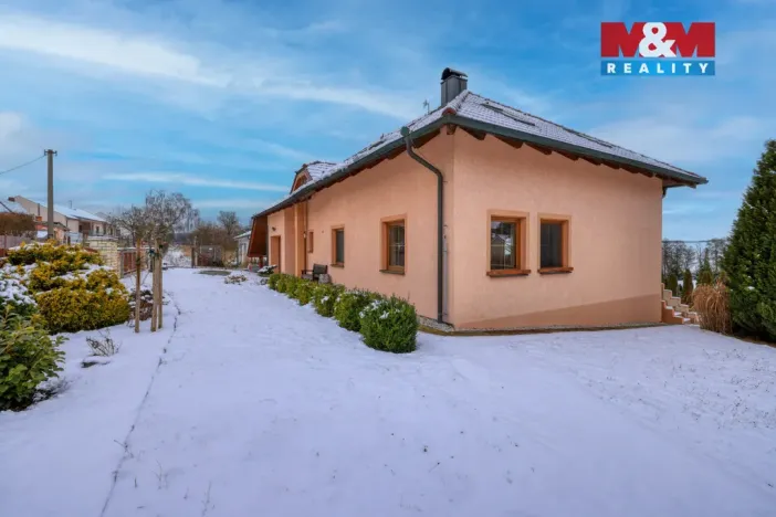 Prodej rodinného domu, Kvíčovice, 249 m2