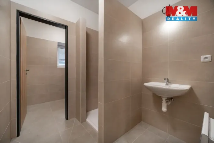 Prodej skladu, Cerekvice nad Loučnou - Pekla, 794 m2