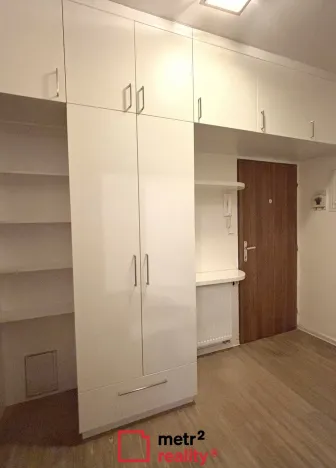 Pronájem bytu 1+kk, Olomouc, Okružní, 36 m2