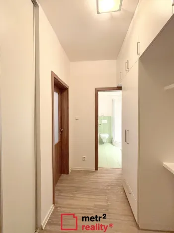 Pronájem bytu 1+kk, Olomouc, Okružní, 36 m2