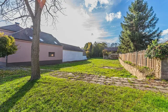 Prodej pozemku pro bydlení, Klobuky, 1442 m2