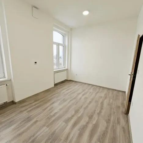 Pronájem bytu 2+kk, Lovosice, 8.května, 61 m2