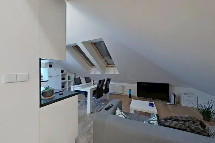 Prodej bytu 1+kk, Praha - Dejvice, Velvarská, 58 m2