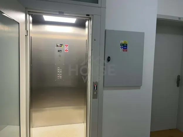 Prodej bytu 1+kk, Praha - Dejvice, Velvarská, 58 m2