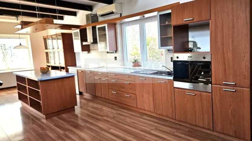 Prodej rodinného domu, Výrava, 246 m2