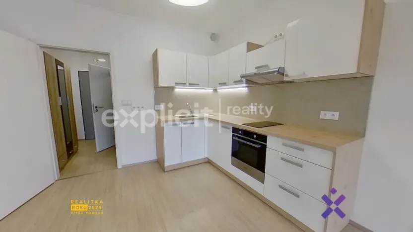 Pronájem bytu 1+kk, Zlín, Křiby, 33 m2