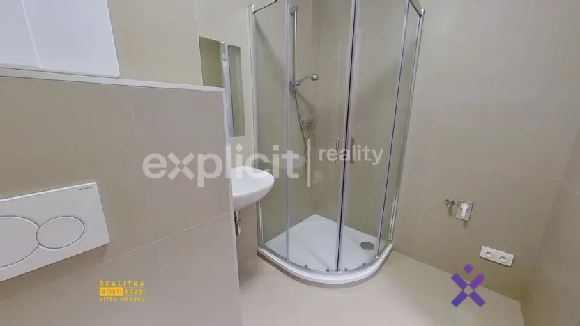 Pronájem bytu 1+kk, Zlín, Křiby, 33 m2