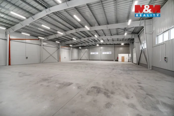 Pronájem skladu, Cerekvice nad Loučnou - Pekla, 1558 m2